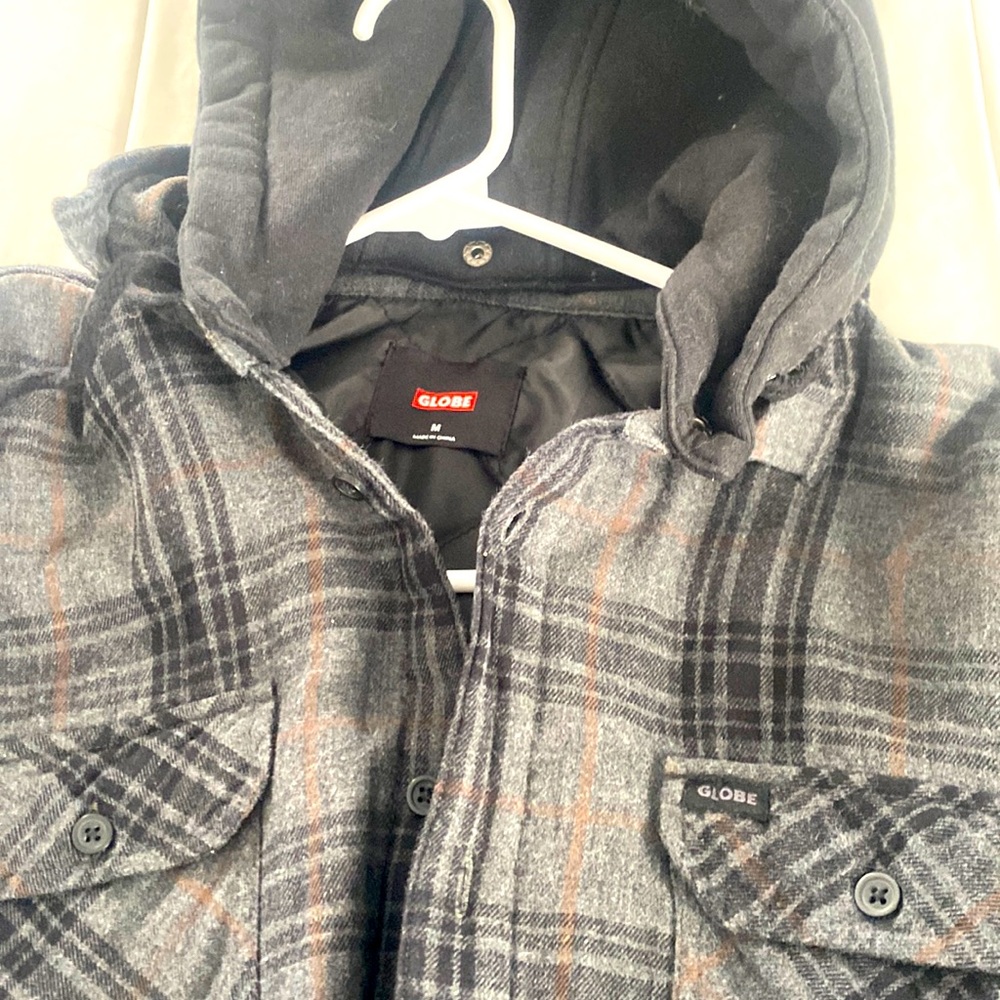 Button down Globe shirt w removable hoodie